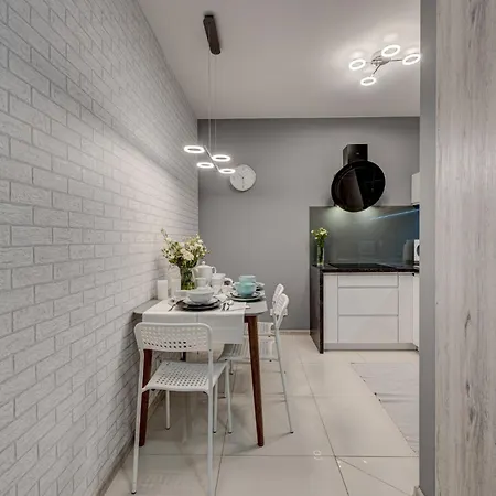 Apartment Lm Narutowicza Kamienica Nova 2-3 Stettin